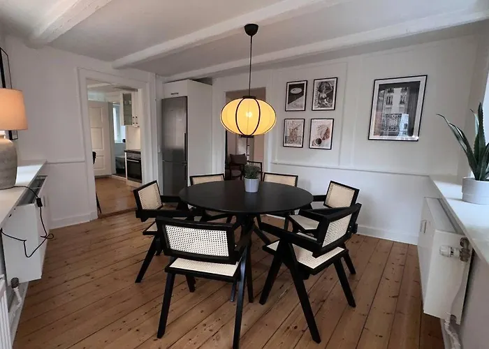 Carolinas - Gammelmont 1 Copenaghen